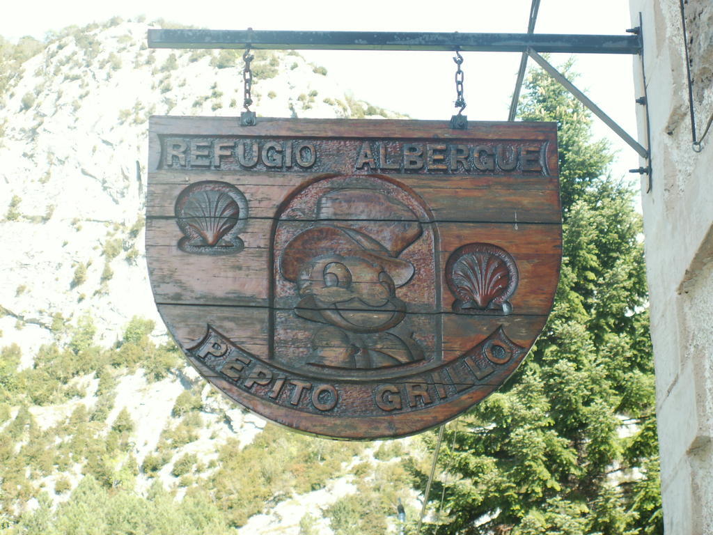 Albergue Pepito Grillo Canfranc Exterior foto